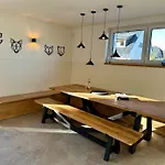 빌라 Smrzovka - Luxury House With Swimming Pool, Jacuzzi, Garden And Bbq 야블로네츠나트니소우