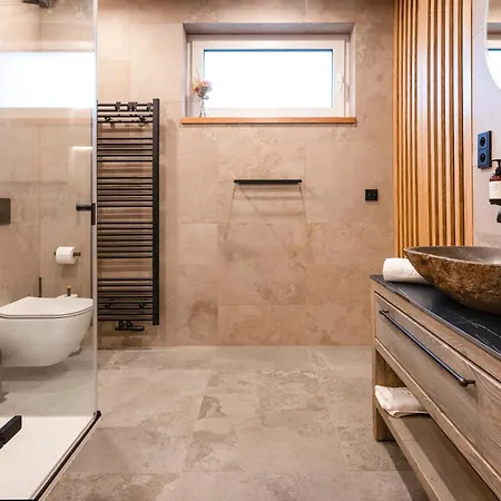 Villa Smrzovka - Luxury House With Swimming Pool, Jacuzzi, Garden And Bbq
