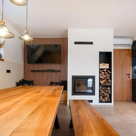 Smrzovka - Luxury House With Swimming Pool, Jacuzzi, Garden And Bbq Villa