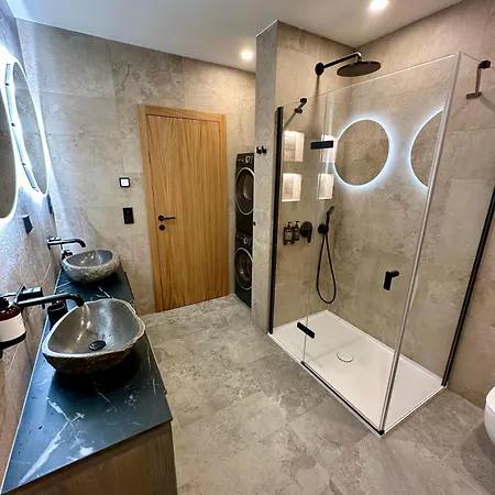 Villa Smrzovka - Luxury House With Swimming Pool, Jacuzzi, Garden And Bbq Jablonec nad Nisou