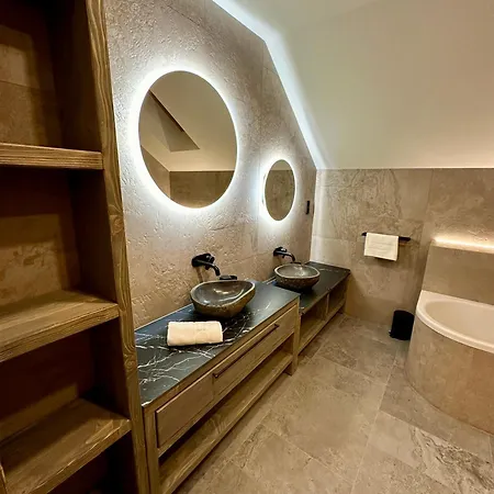 Smrzovka - Luxury House With Swimming Pool, Jacuzzi, Garden And Bbq וילה *