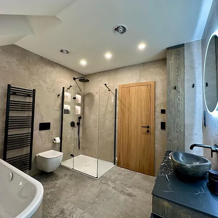 וילה Smrzovka - Luxury House With Swimming Pool, Jacuzzi, Garden And Bbq יאבלונק נאד ניסו