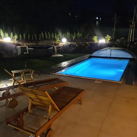 Smrzovka - Luxury House With Swimming Pool, Jacuzzi, Garden And Bbq Villa *