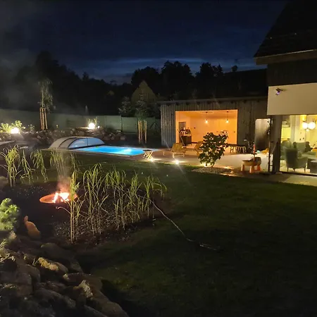 Villa Smrzovka - Luxury House With Swimming Pool, Jacuzzi, Garden And Bbq *