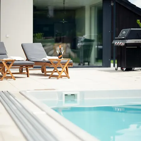 Smrzovka - Luxury House With Swimming Pool, Jacuzzi, Garden And Bbq *
