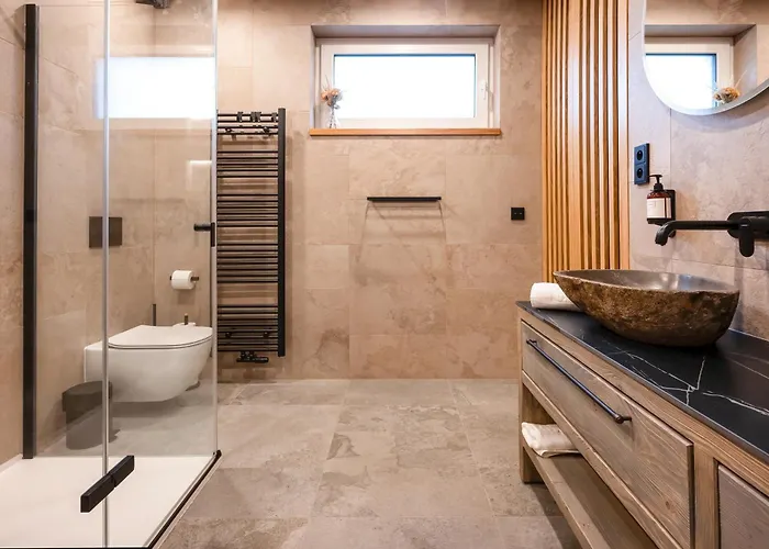Villa Smrzovka - Luxury House With Swimming Pool, Jacuzzi, Garden And Bbq