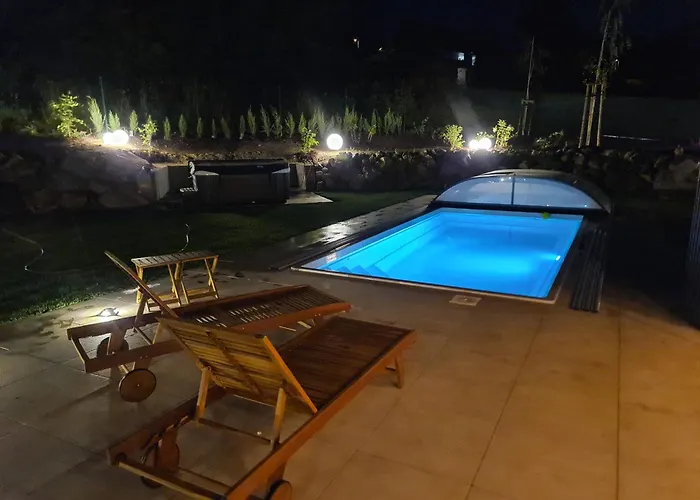 Smrzovka - Luxury House With Swimming Pool, Jacuzzi, Garden And Bbq Villa *
