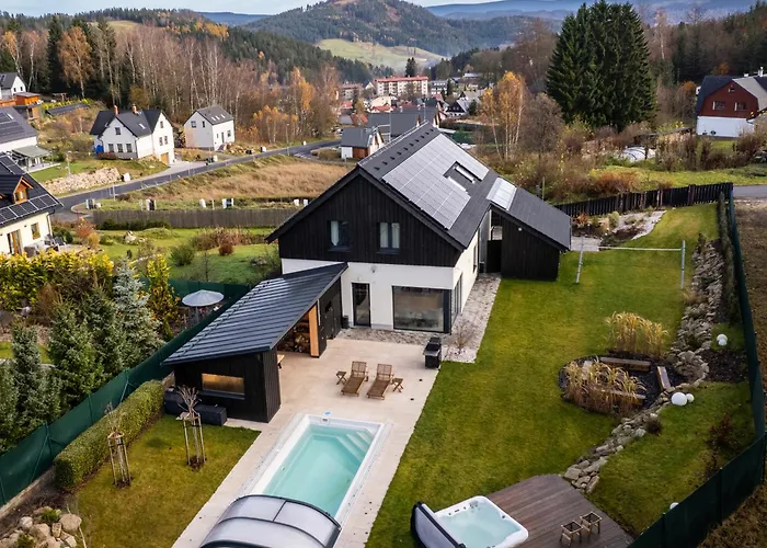 Villa Smrzovka - Luxury House With Swimming Pool, Jacuzzi, Garden And Bbq *